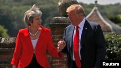 အမေရိကန်သမ္မတ Donald Trump နဲ့ ဝန်ကြီးချုပ် Theresa May (ဂျူလိုင်၊ ၁၃၊ ၂၀၁၈)