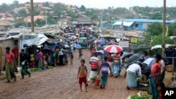 ဘင်္ဂလားဒေ့ရှ်နိုင်ငံ Cox's Bazar ခရိုင်က ကုတုပလောင် ရိုဟင်ဂျာဒုက္ခသည်စခန်း။ (ဇွန် ၂၊ ၂၀၂၀)