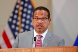 Minnesota ပြည်နယ် ရှေ့နေချုပ် Keith Ellison