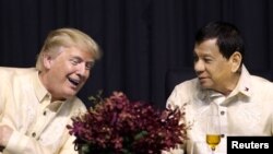 ကန်သမ္မတ Trump နှင့် ဖိလစ်ပိုင်သမ္မတ Rodrigo Duterte