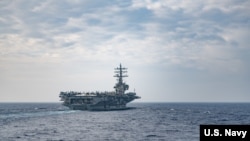 အမေရိကန် လေယာဉ်တင်စစ်သင်္ဘော USS Ronald Reagan.