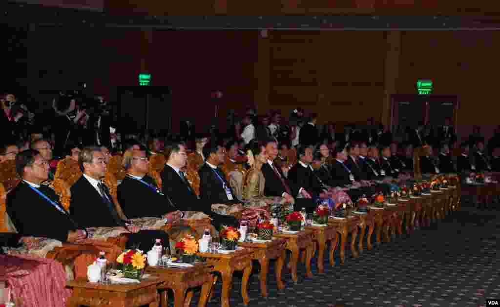 Chinese President Xi Jinping and Myanmar leaders at a state event of the 70th anniversary of bilateral diplomatic ties Friday January 17, 2020 in Naypyitaw