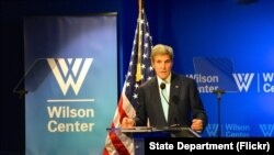 အမေရိကန် နိုင်ငံခြားရေးဝန်ကြီး John Kerry