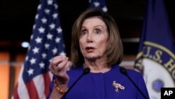 ့ အောက်လွှတ်တော်ဥက္ကဋ္ဌ Nancy Pelosi 