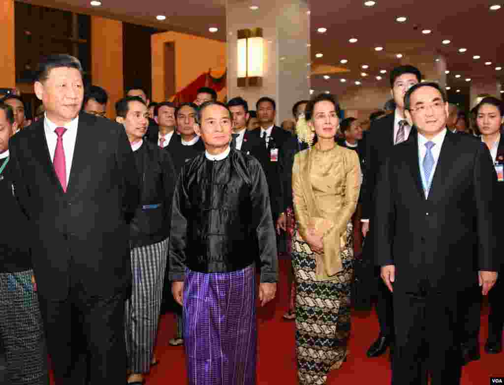 Chinese President Xi Jinping and Myanmar leaders at a state event of the 70th anniversary of bilateral diplomatic ties Friday January 17, 2020 in Naypyitaw