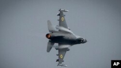  F16 အမျိုးအစား ဂျက်တိုက်လေယာဥ်