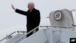 ဒုသမ္မတ Mike Pence