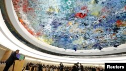 U.N. Human Rights Council ဂျနီဗာအစည်းအဝေးကျင်းပရာ ခန်းမ။