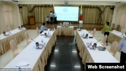 နေပြည်တော်မှာ ပြုလုပ်တဲ့ Virtual System ဖြင့်ကျင်းပတဲ့ ကုန်အမှတ်တံဆိပ် မှတ်ပုံတင်လျှောက်ထားခြင်းများကို ကြိုတင်လက်ခံမည့် ကနဦးဖွင့်လှစ်ခြင်း အခမ်းအနား မြင်ကွင်း။ (ဓာတ်ပုံ - IP Myanmar's Facebook - အောက်တိုဘာ ၀၁၊ ၂၀၂၀)