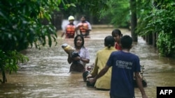 တောင်ငူမြို့နယ်ထဲ ရေဘေးဒုက္ခကြုံနေရသူများ (စက်တင်ဘာ ၁၂၊ ၂၀၂၄)