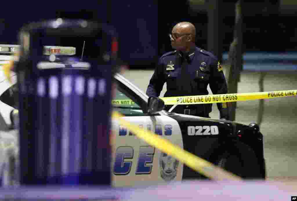 Dallas Police Chief David Brown leaves the Baylor University Medical Center after a visit on July 8, 2016, in Dallas. Snipers opened fire on police officers in the heart of Dallas on Thursday night, killing some of the officers. 