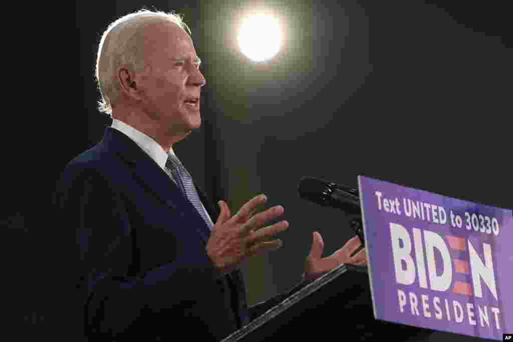 ဒီမိုကရက်ပါတီ သမ္မတလောင်းဖြစ်သွားတဲ့ Joe Biden ရဲ့မှတ်တမ်းဓာတ်ပုံများ။