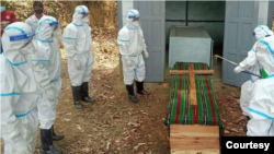 The cremation of a pregnant woman who died of COVID-19 in Chin State's Cikha town 